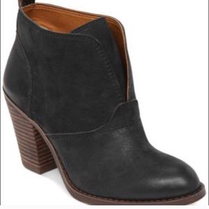 Lucky brand Ehllen Booties